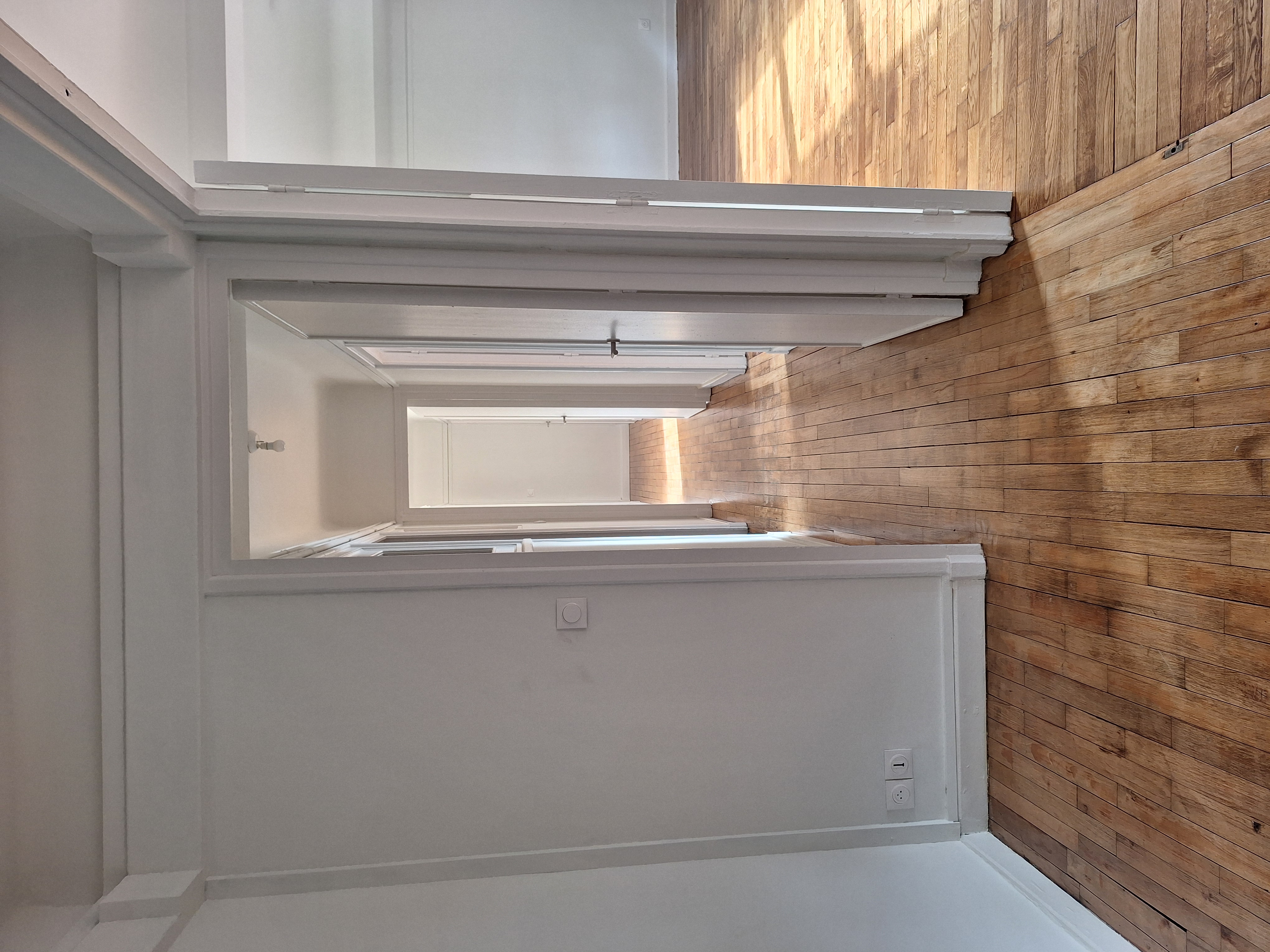 magnifique-appartement-dans-une-residence-rare-2